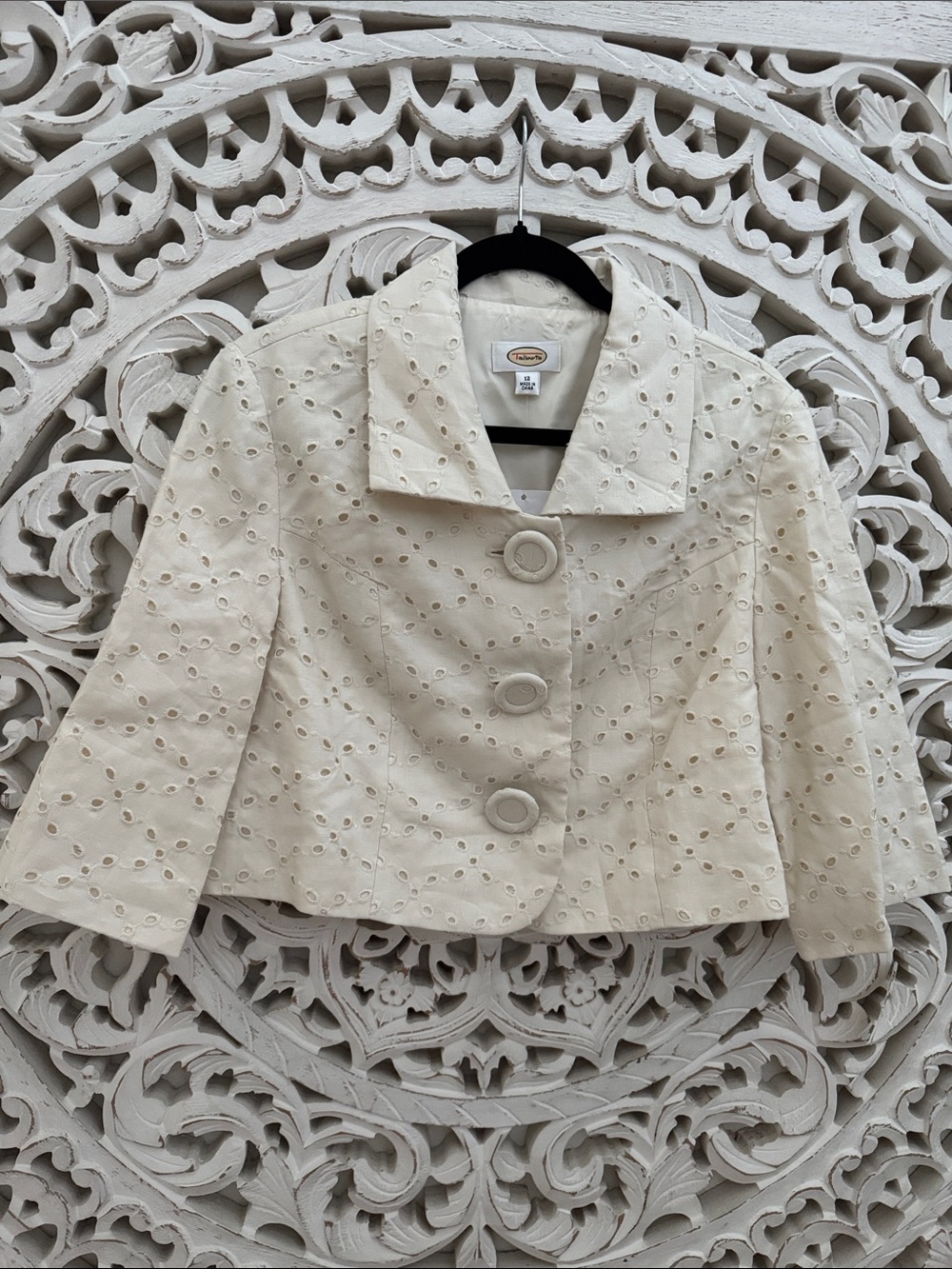 Talbots 100% Linen Cream Eyelet Cropped Blazer with Covered Buttons